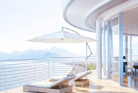 Luxury real estate market